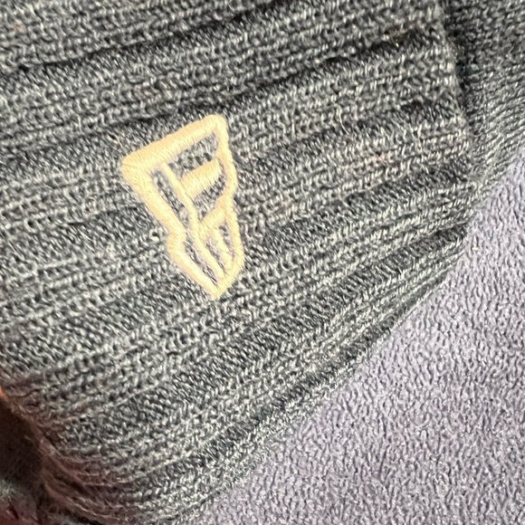 Mitchell & Ness CINCINNATI BENGALS Vtg Retro POM POM Beanie Hat Sold Out - Picture 4 of 6